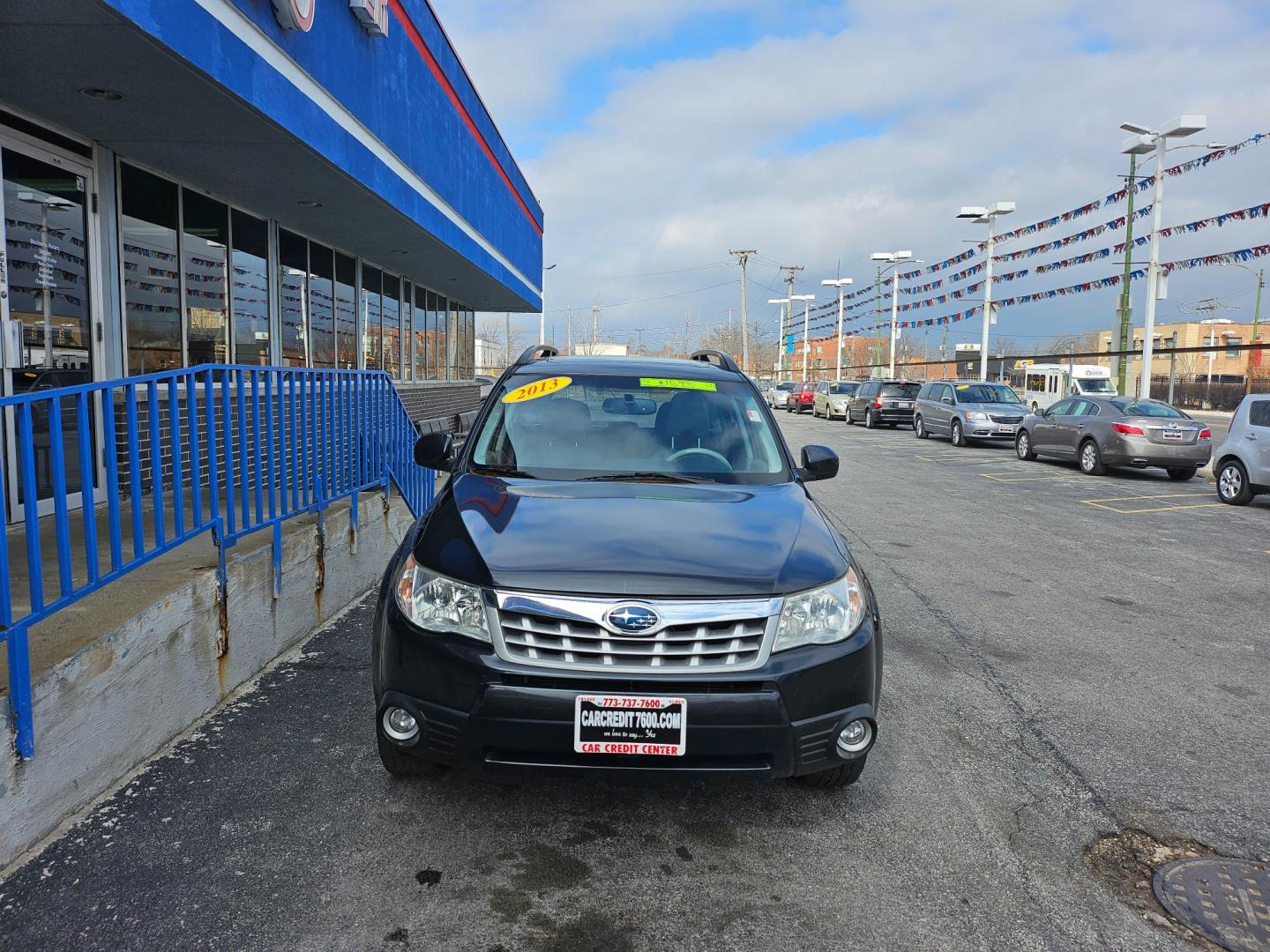 2013 GRAY Subaru Forester 2.5X Limited (JF2SHAFC2DH) with an 2.5L H4 SOHC 16V engine, Continuously Variable Transmission transmission, located at 7600 S Western Ave., Chicago, IL, 60620, (773) 918-3980, 0.000000, 0.000000 - Photo#2